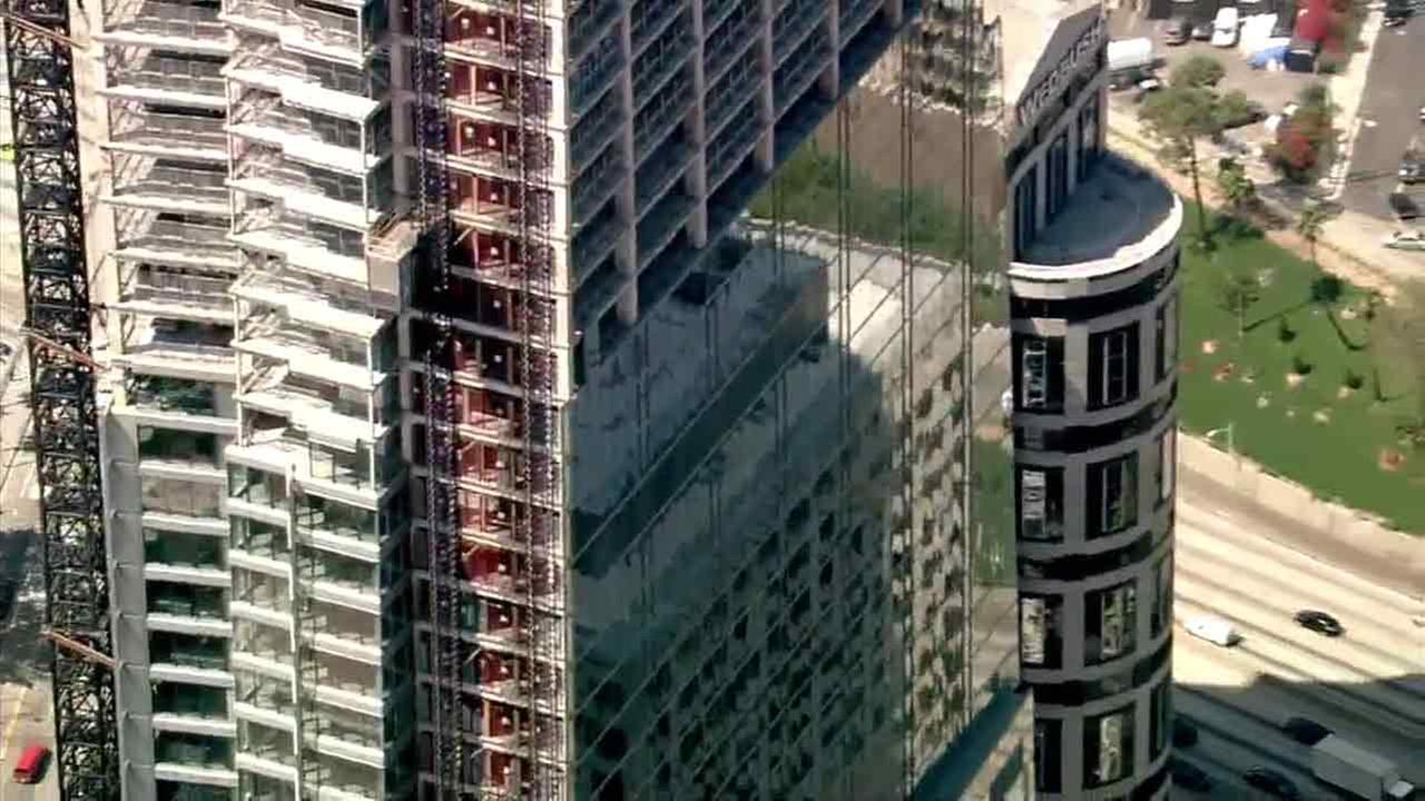 Electrician who fell to his death from DTLA skyscraper identified
