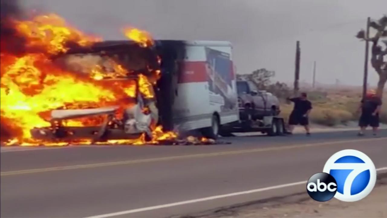 Family S U Haul Catches Fire While Moving To Lake Los Angeles Abc7