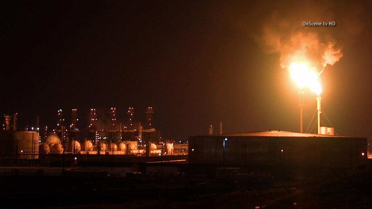 Fire, Explosion Reported At Torrance Refinery, Police Say | Abc7.com