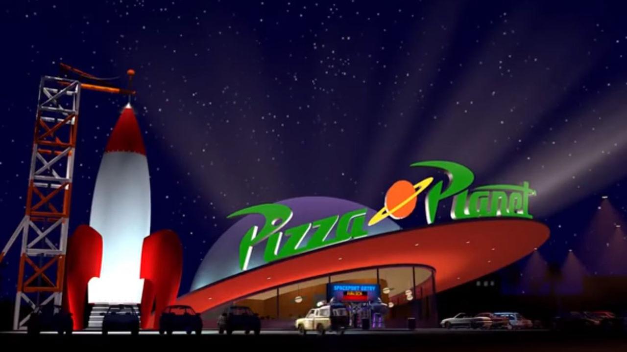 is there a pizza planet in toy story land