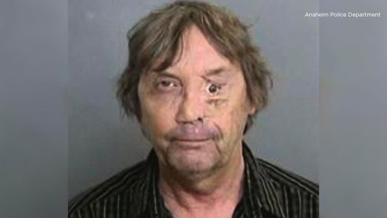 Ex-Anaheim teacher apparently kills self during molestation trial