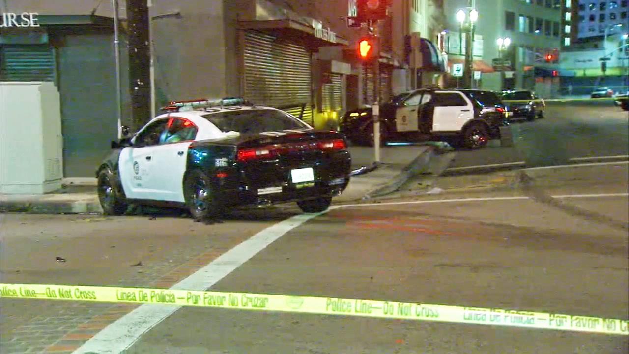 4 LAPD Officers Injured After 2 Patrol Cars Crash In Downtown Los ...