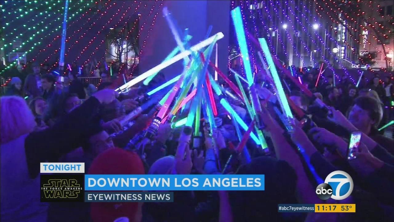 Star Wars Lightsaber Battle Awakens In Pershing Square Abc7 Com Star Wars Lightsaber Battle Awakens In Pershing Square Abc7 Com