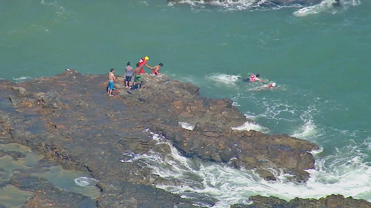 Swimmer Missing Off Abalone Cove Amid High Su