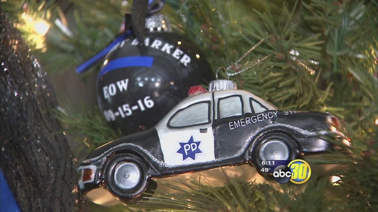 christmas decorations at fresno home honor every fallen officer deputy this year abc30com - Police Officer Christmas Decorations christmas decorations at fresno home honor every fallen officer deputy this year abc30com - Police Officer Christmas Decorations