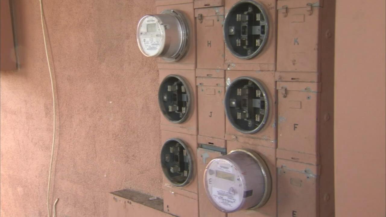 PG&E visits Valley neighborhoods perform in routine gas meter