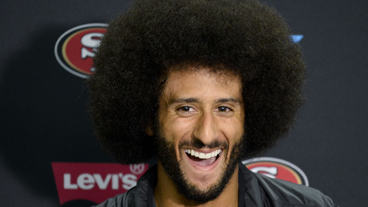 Former 49ers Quarterback Colin Kaepernick Honored With Award From ...