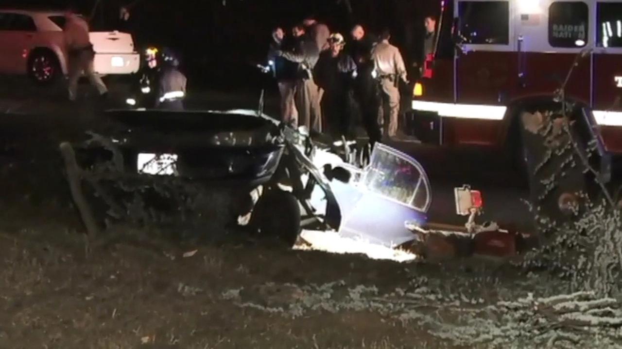 1 dead, 3 injured in single car crash on I-580 in Oakland | abc7news.com