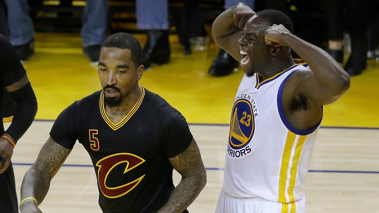 PHOTOS Golden State Warriors, Cleveland Cavs face off in