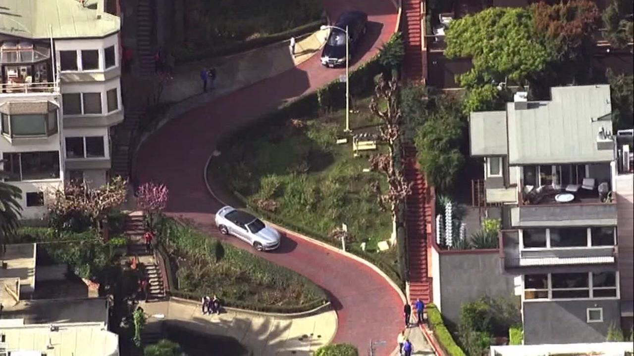 San Francisco Tourists May Have To Pay Toll To Drive Down Lombard Street San Francisco Tourists May Have To Pay Toll To Drive Down Lombard Street