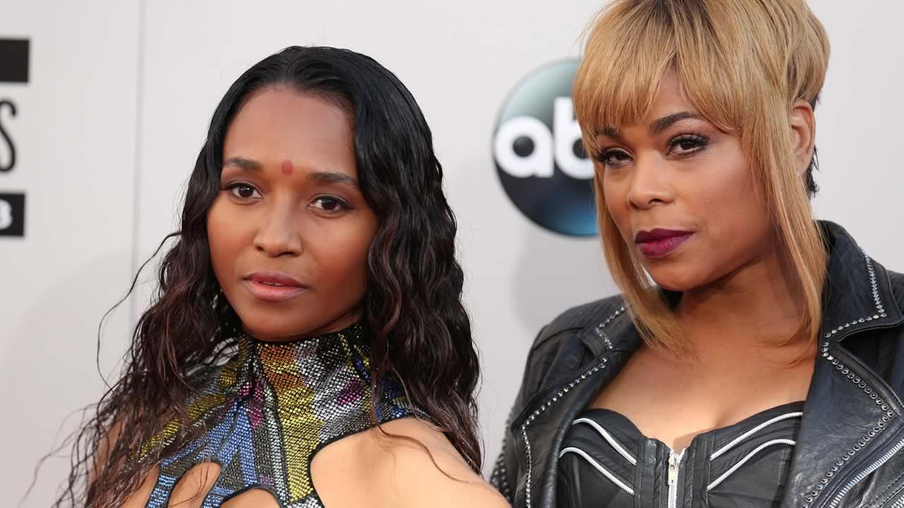 TLC looks to fund final album through Kickstarter campaign