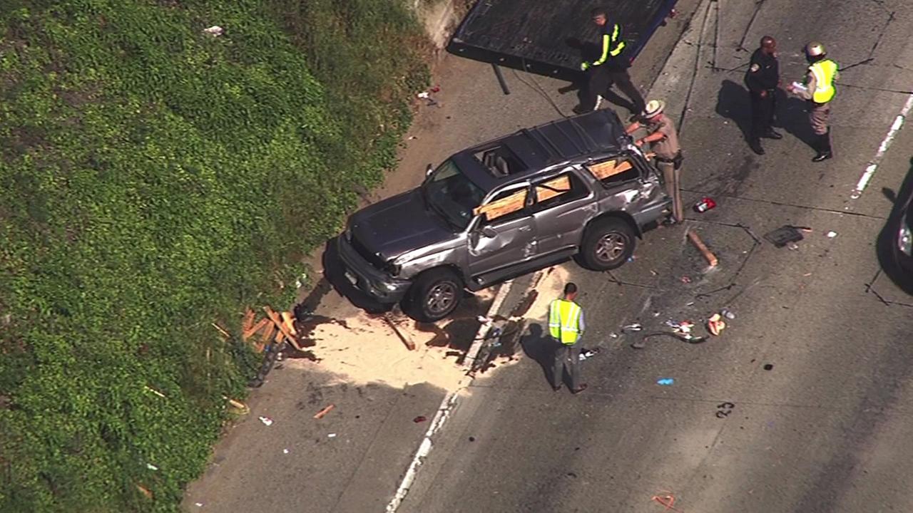 Injury accident cleared from all but 1 SB I680 lane in Milpitas