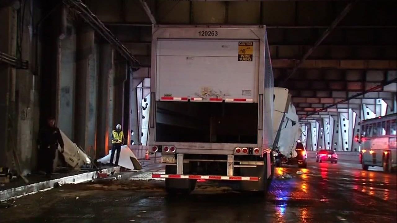 Big rig spill causes enormous traffic jam on Bay Bridge