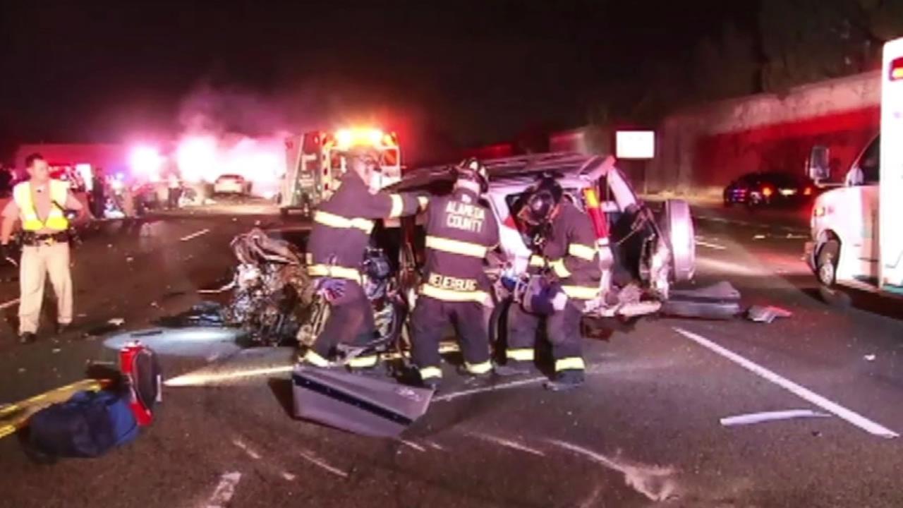 9 injured, 3 critically, in crash on I-880 in San Leandro | abc7news.com