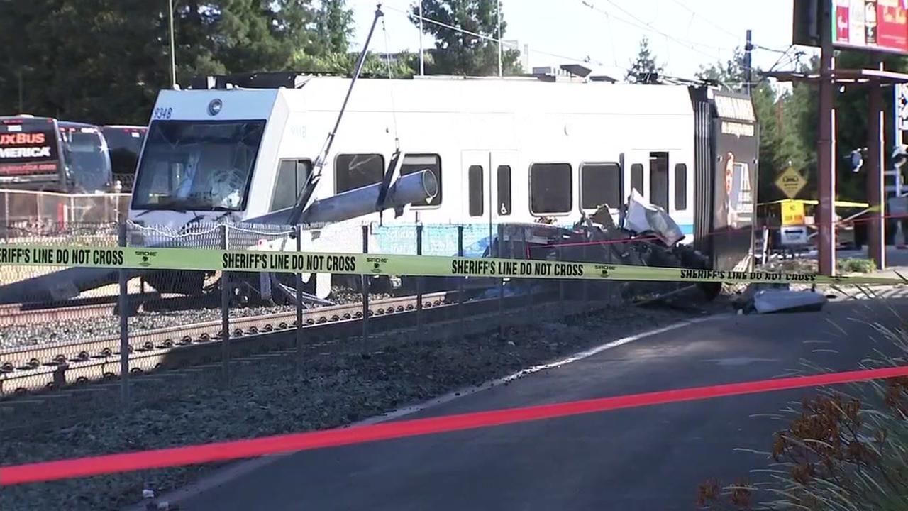 Still a mystery why driver didn't obey VTA light rail ...