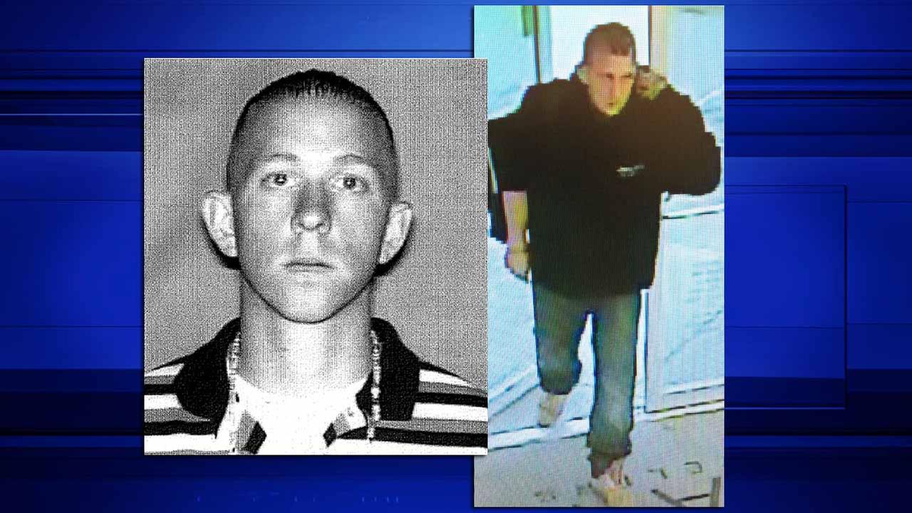 Rosenberg PD search for suspect in jewelry store robbery