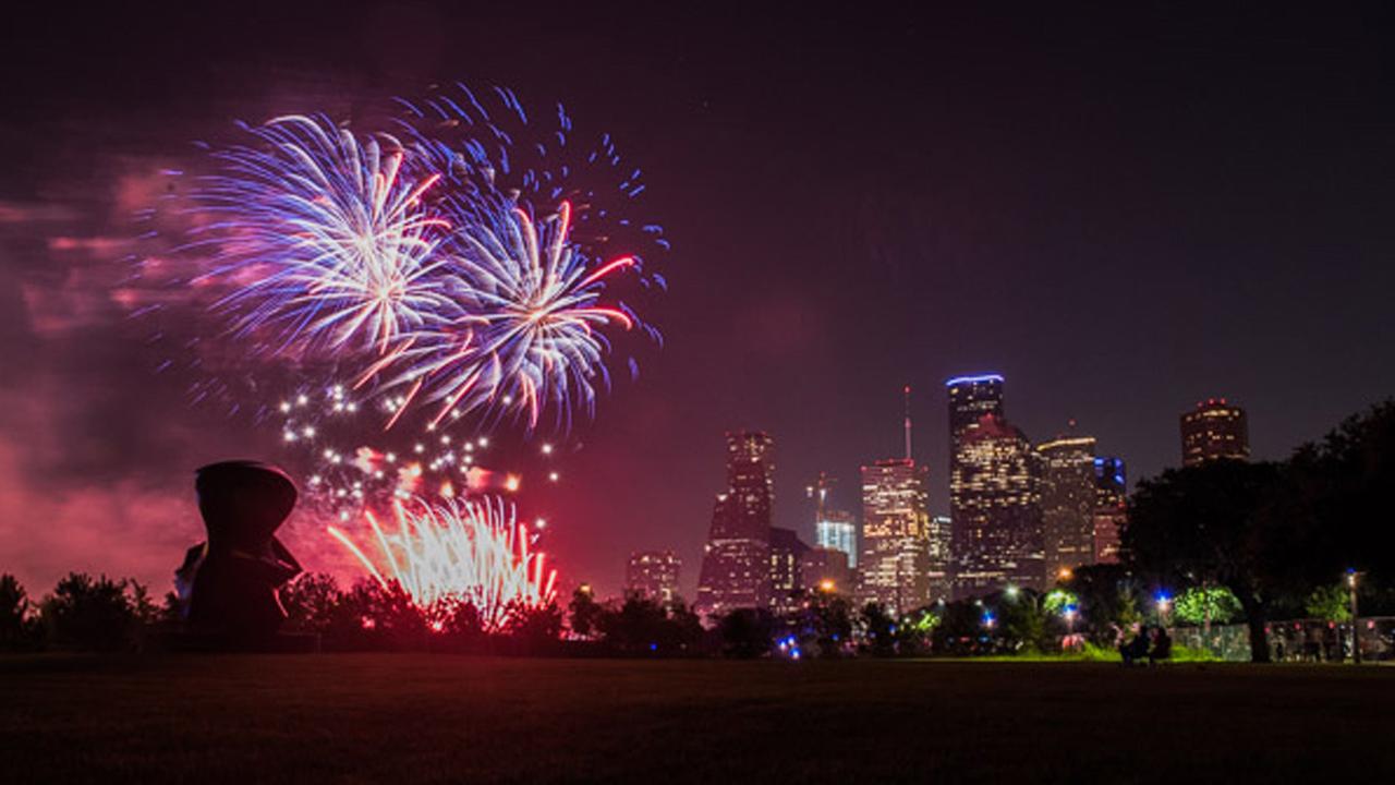 Where you can still watch fireworks around Houston tonight
