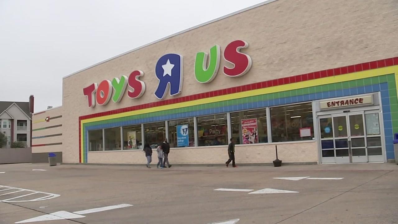 toys r us store new jersey