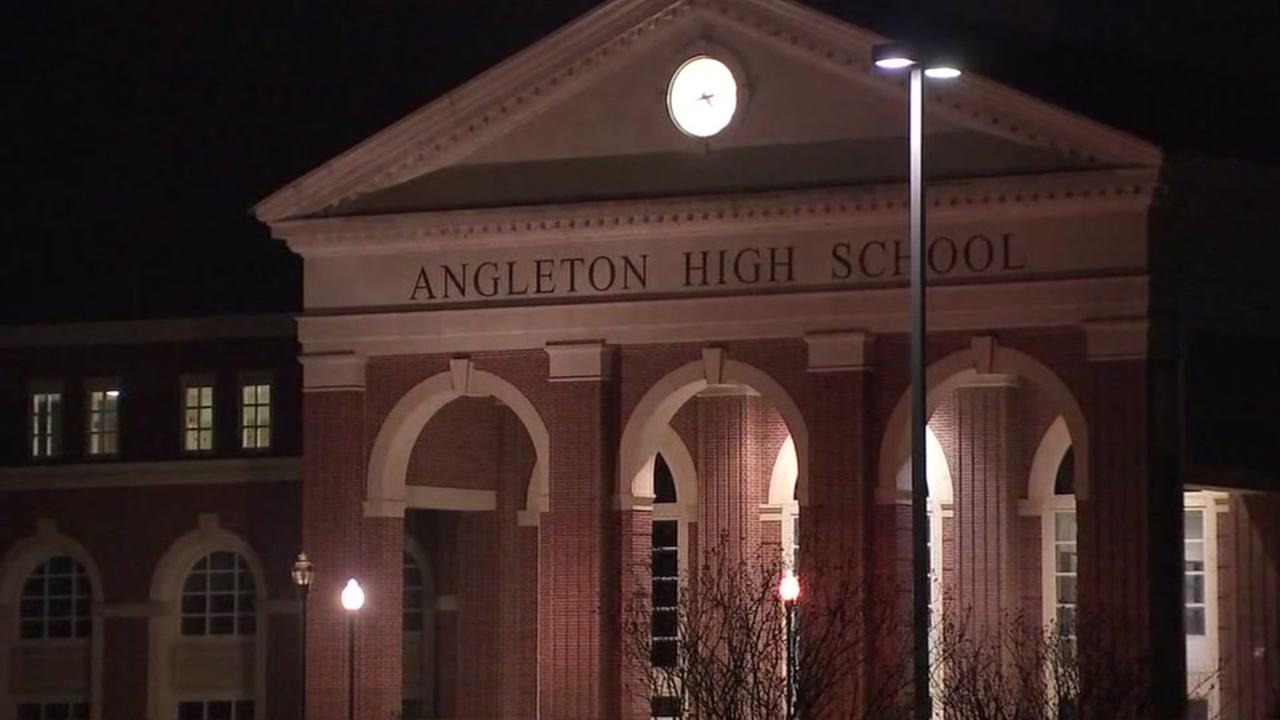 Angleton News