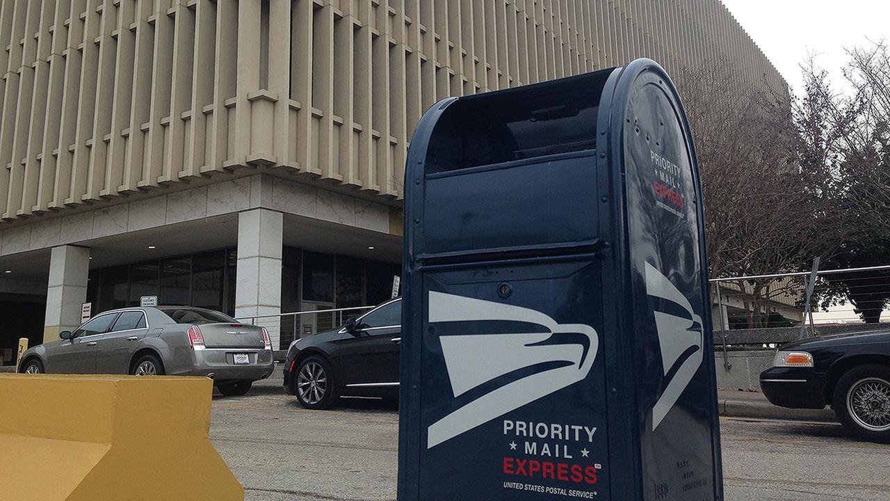 Expect more shipping delays from USPS starting next year