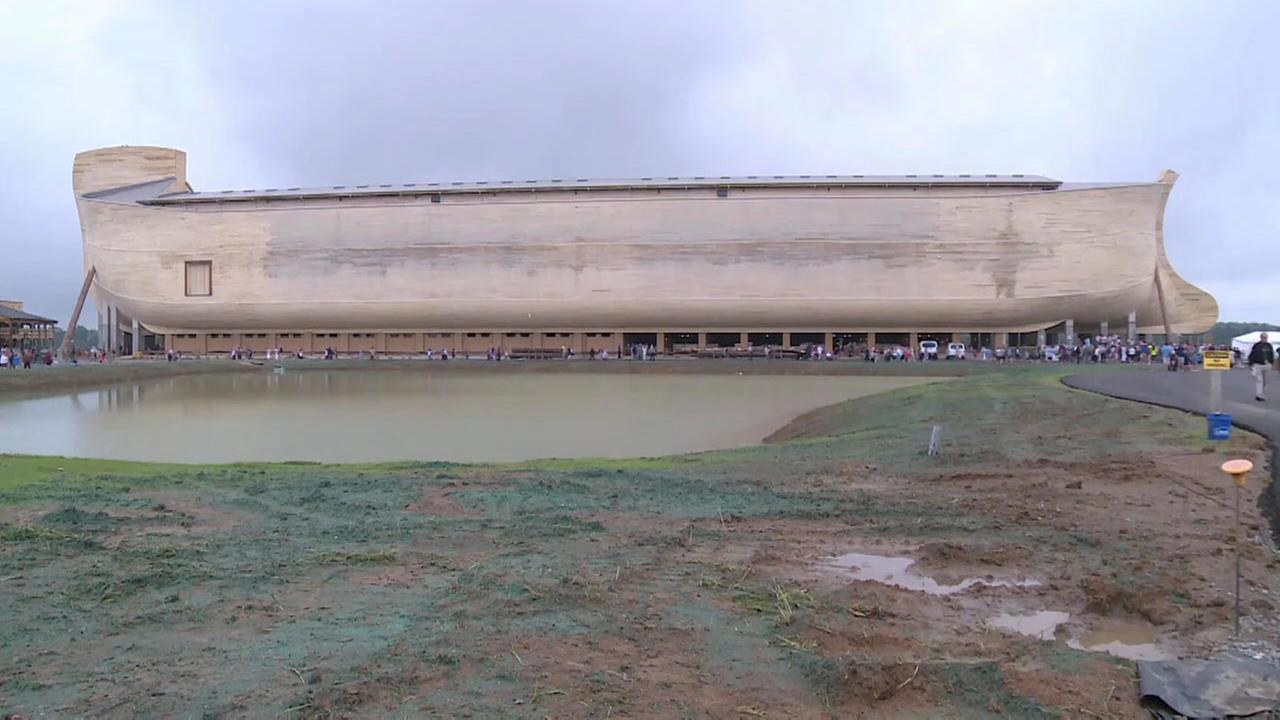 Massive Full-Scale Version of Noah's Ark Comes to Life in Kentucky ...