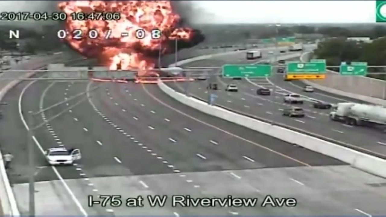 Wrong-way crash sparks massive tanker truck explosion in Ohio | abc13.com