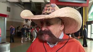 Astros fans mourn mustached super-fan Valentin Jalomo - Our Esquina