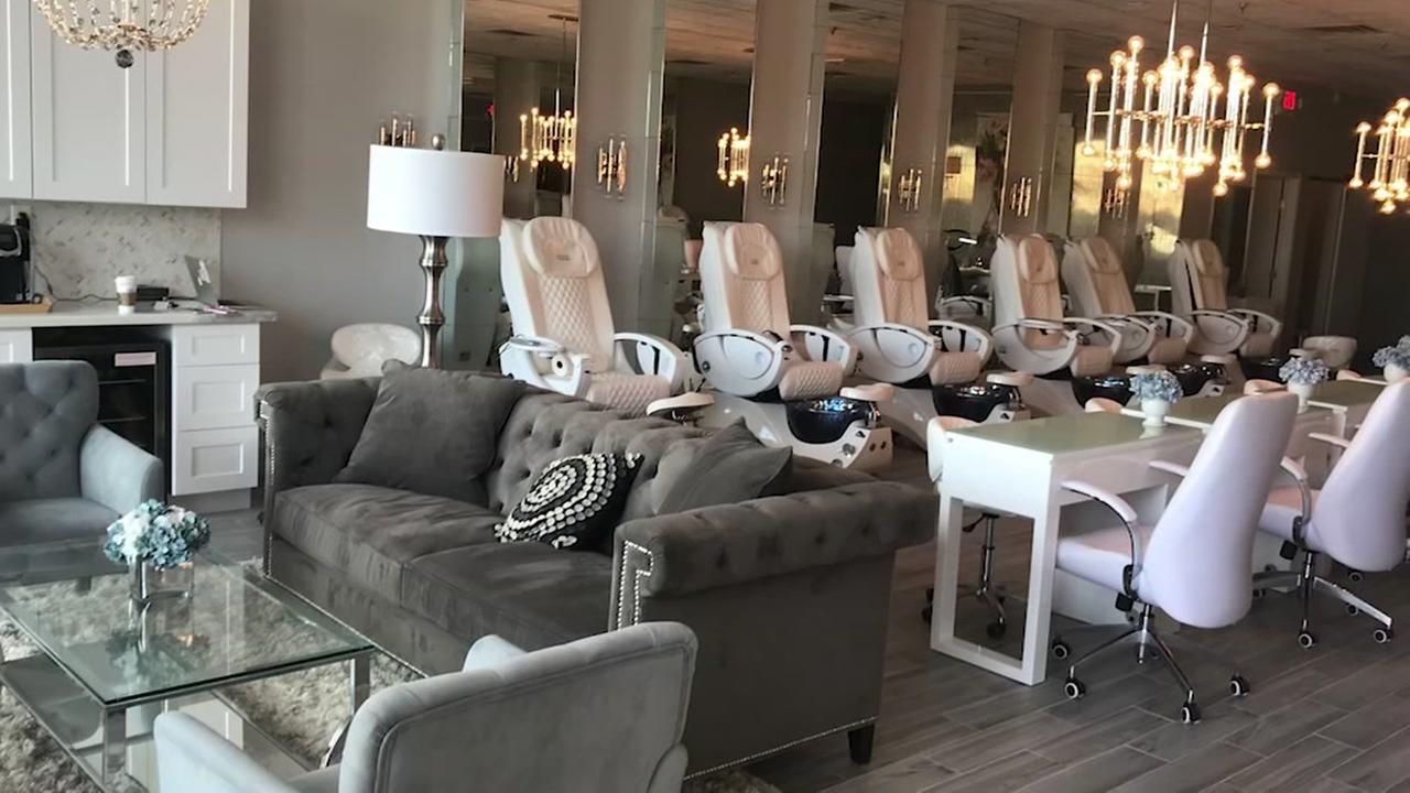 Uptown Nail Salon 'Hermajesty Nail Boutique' Opens Its Doors | abc13.com