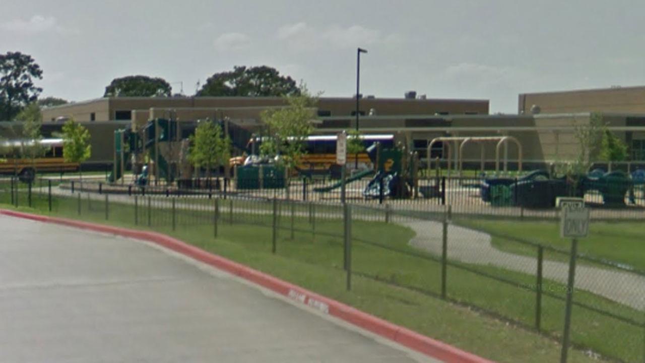 Houston's J.J. Watt bowled over by meeting with Jennifer Aniston