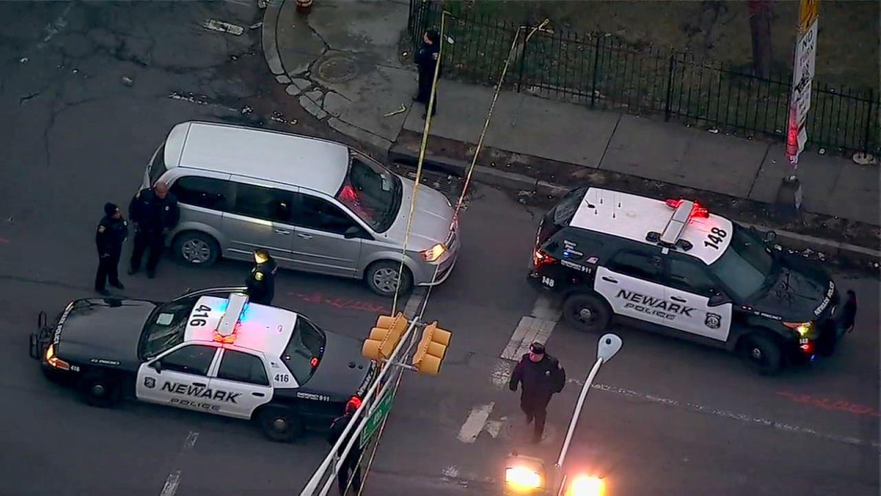 1 Man Killed In Newark, New Jersey, Shooting; Manhunt Underway For ...