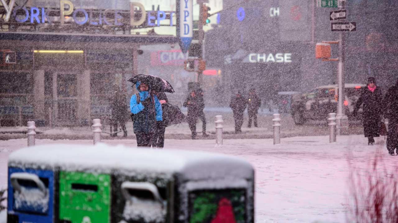 AccuWeather forecasters Chilly NYC winter will have 'above normal