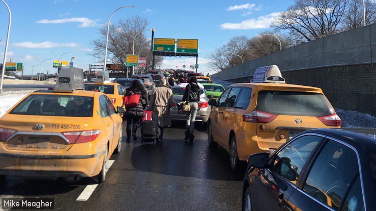 Snarled Traffic At Laguardia Airport Prompts Travelers To Walk To Terminal Abc7ny Com Snarled Traffic At Laguardia Airport Prompts Travelers To Walk To Terminal Abc7ny Com
