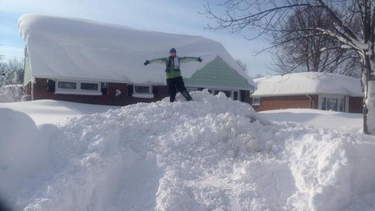 PHOTOS Several Feet Of Lake effect Snow Hits Buffalo New York Area PHOTOS Several Feet Of Lake effect Snow Hits Buffalo New York Area