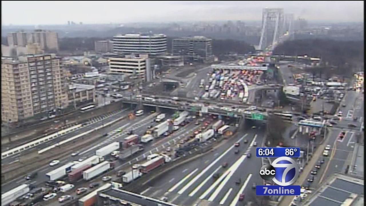 Construction delays cause major backups on Washington Bridge