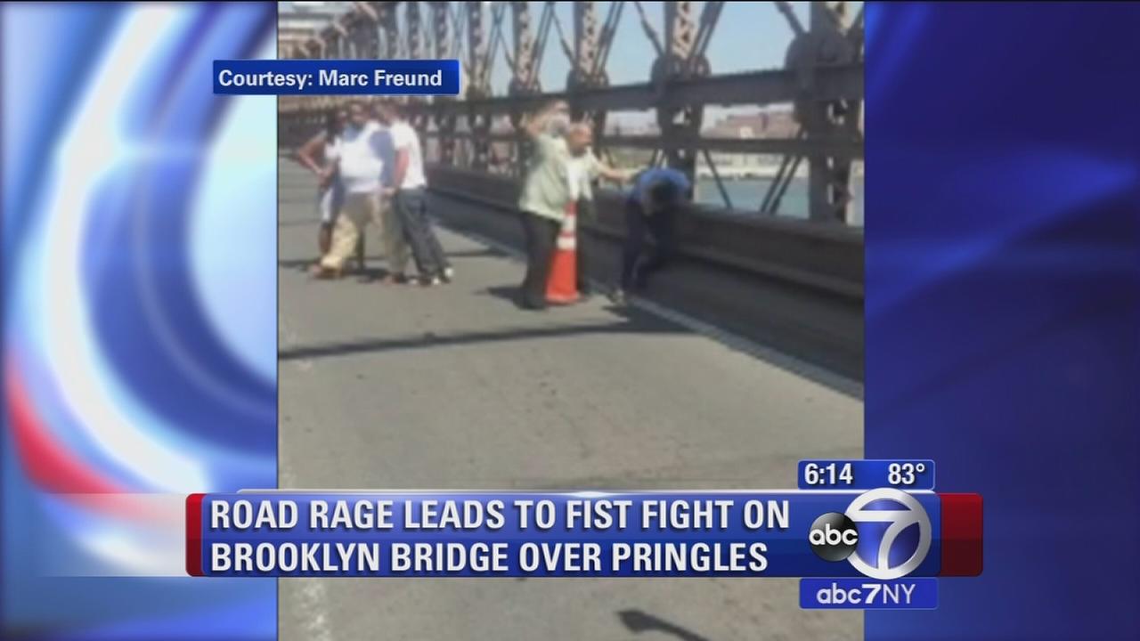 Road Rage Erupts On Brooklyn Bridge With Drivers Throwing Punches And Pringles Abc7ny Com Road Rage Erupts On Brooklyn Bridge With Drivers Throwing Punches And Pringles Abc7ny Com