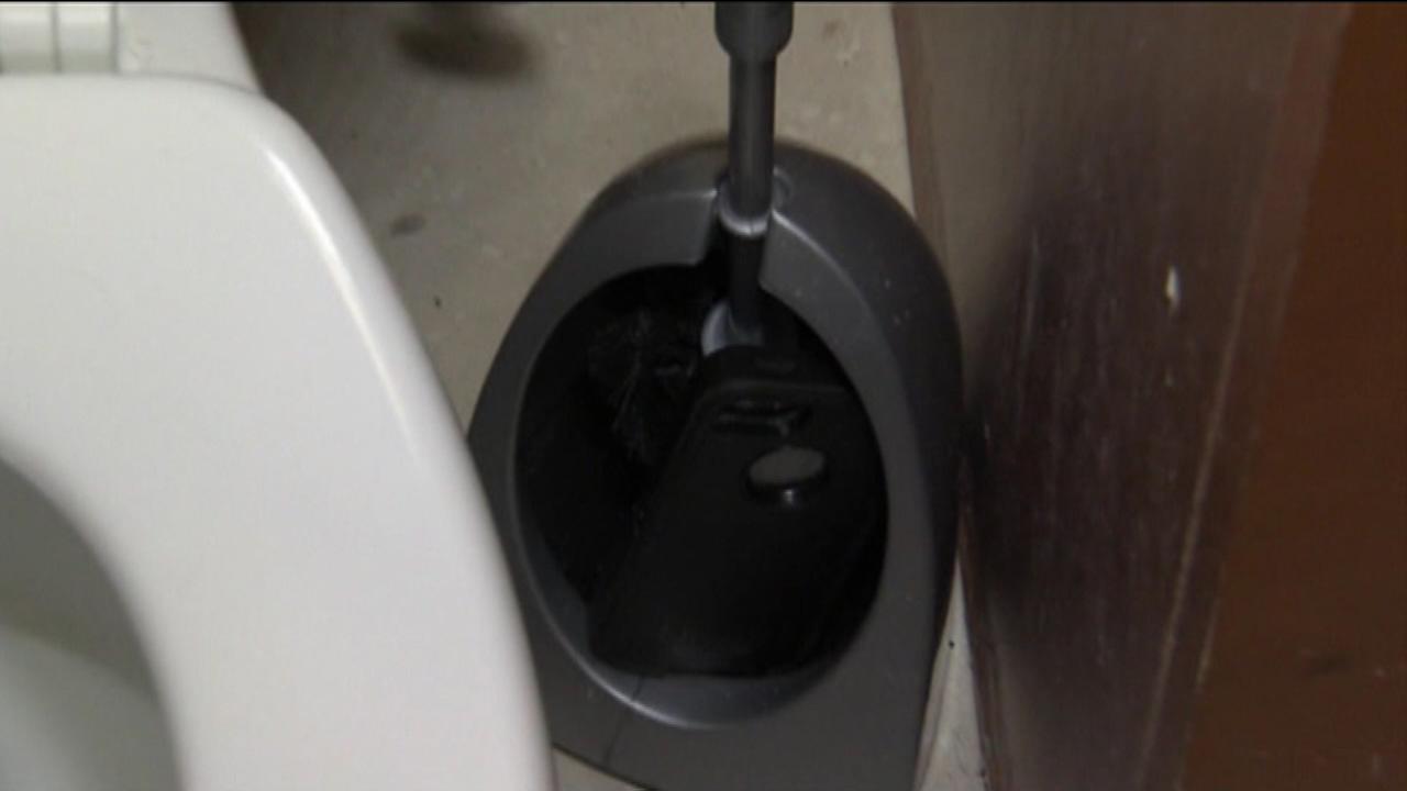 Milwaukee Woman Claims Roommate Recorded Her In Bathroom -4767