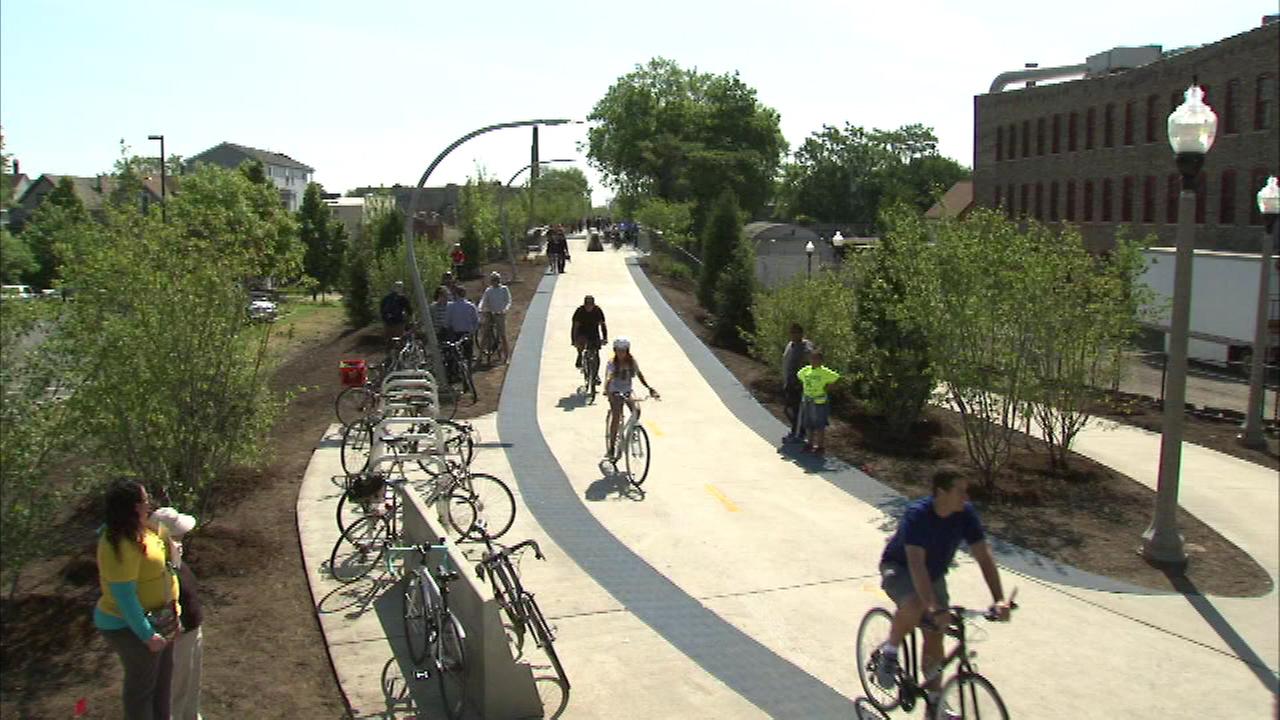 Police: Woman punched on 606 Trail
