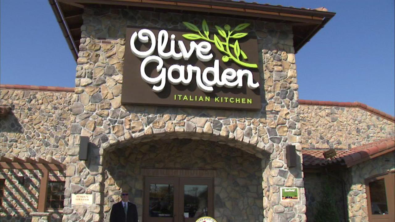 Olive Garden Waiter Dares