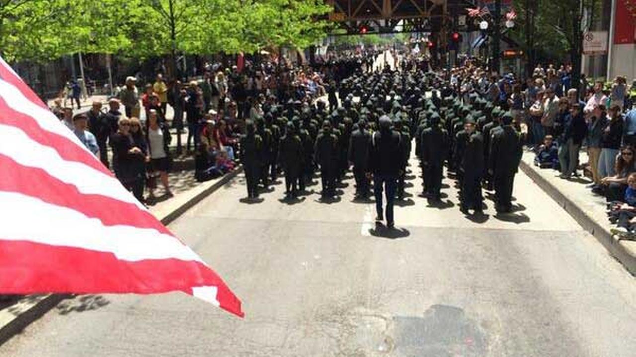 Chicago hosts annual Memorial Day Parade