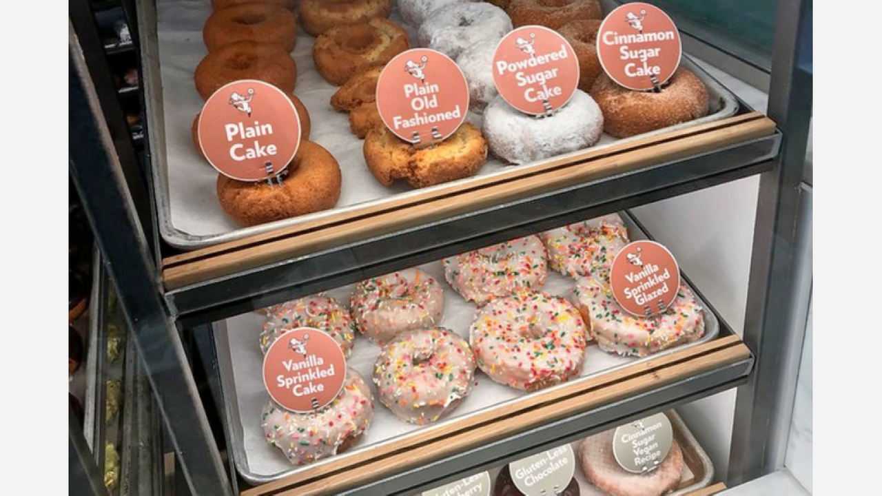 New Stan's Donuts and Coffee debuts in the Loop