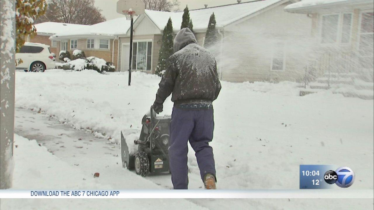 Chicago Weather City Suburbs Digging Out After Weekend Snow Storm Abc7chicago Com Chicago Weather City Suburbs Digging Out After Weekend Snow Storm Abc7chicago Com