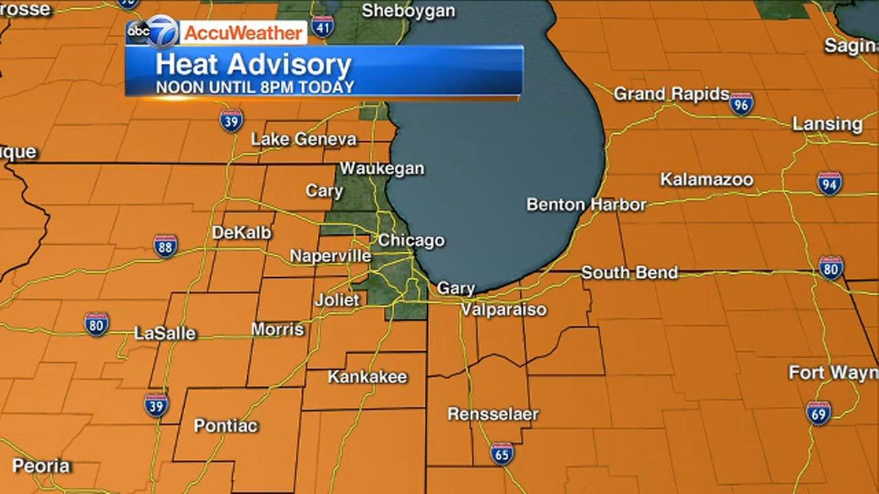 Chicago Weather: Thunderstorms, lightning add to hot weather for the