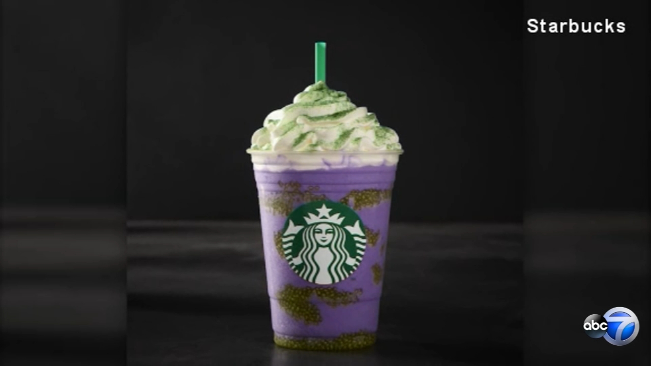 Starbucks giving away free holiday coffee cups  abc7.com
