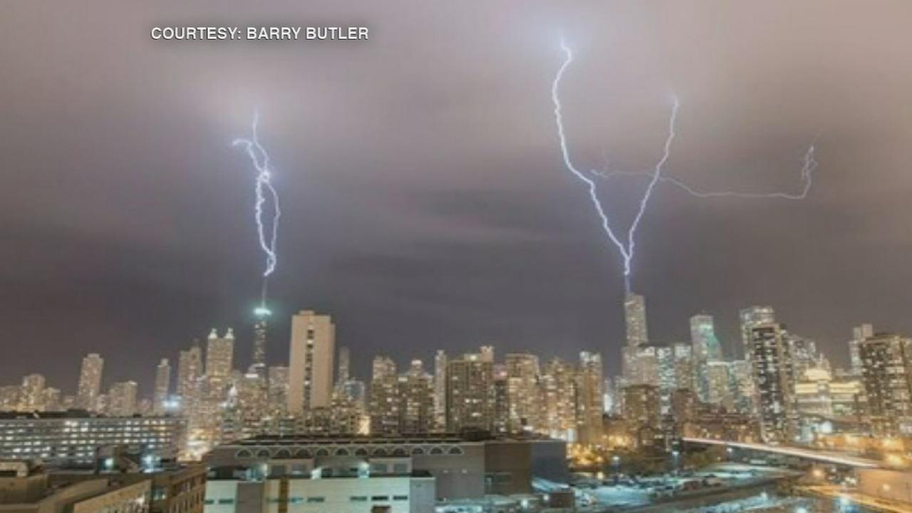 Chicago Weather: Wind Advisory in effect after strong storms race