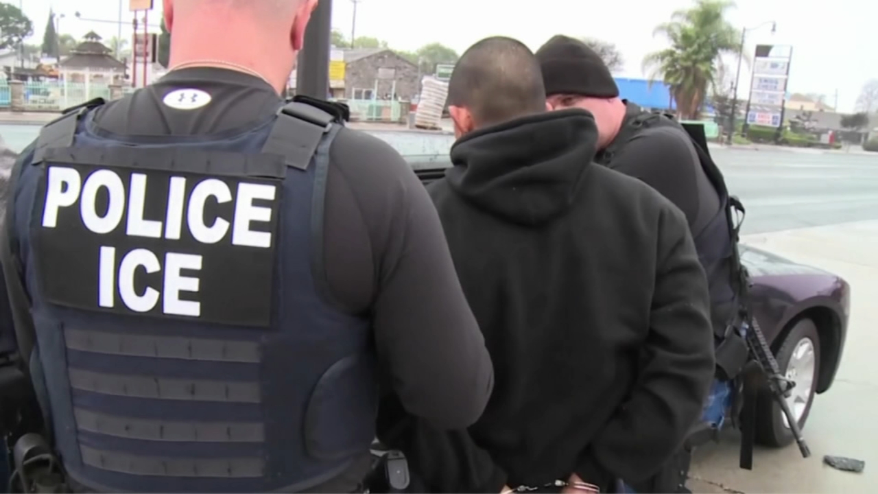 Pritzker joins call for immigration reform | abc7chicago.com