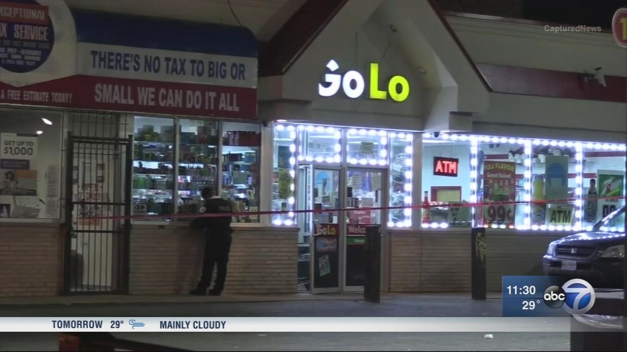 4 shot, 2 fatally, in Washington Park gas station shooting