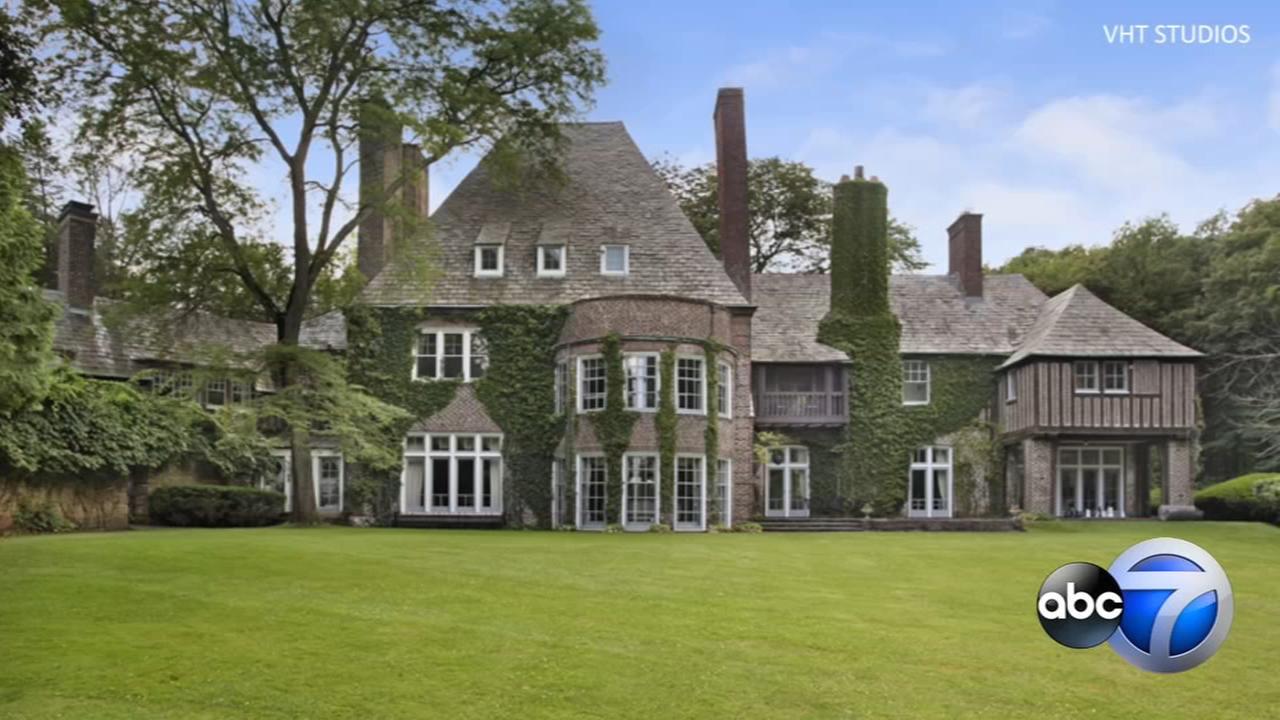 Lake Forest mansion on Lake Michigan hits market at 15M