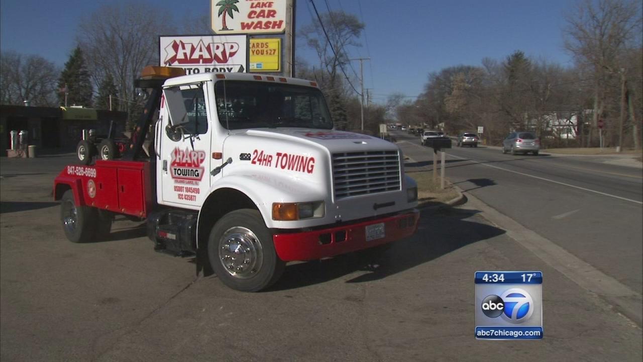 Suburban tow truck driver offers free rides on New Year's Eve