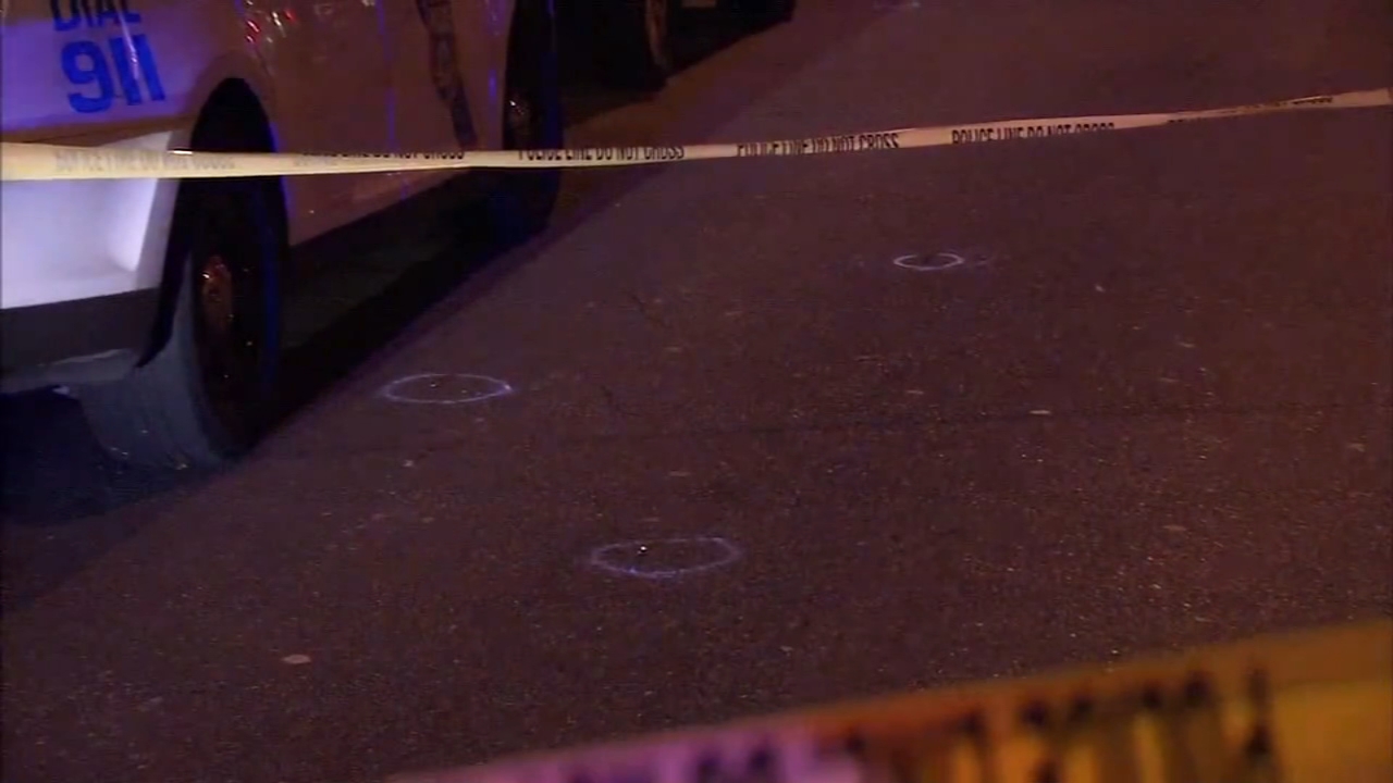 Husband does Mummers' strut in show of love at wife's funeral