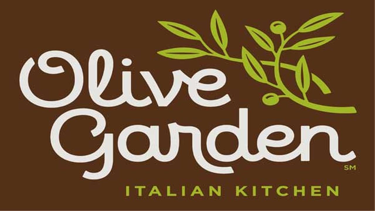 Olive Garden opens first Chicago location